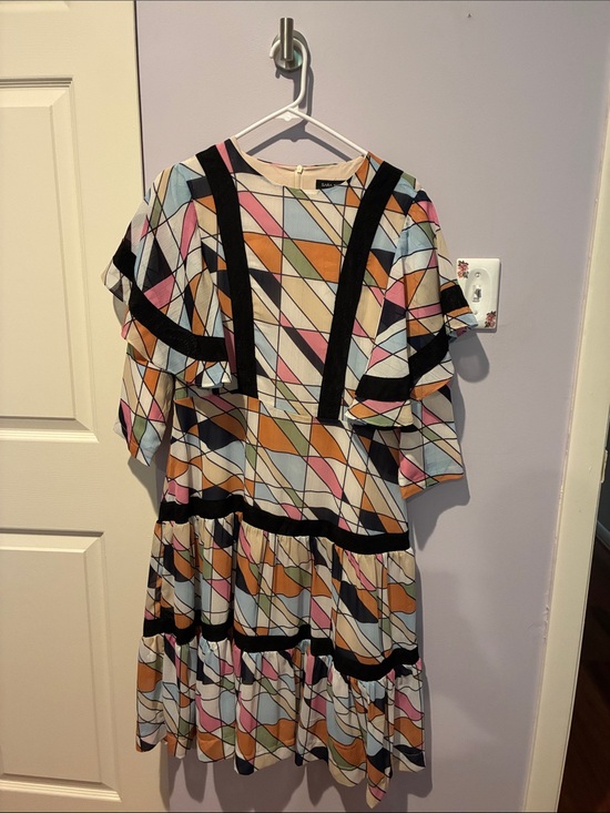 Sara Navon Dresses & Skirts - Multicolor Geometric Tiered Dress with Black Trim